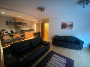 Apartment, 1 Queen Bed | Living area - Immaculate 1-bed Apartment in Birmingham (Birmingham)