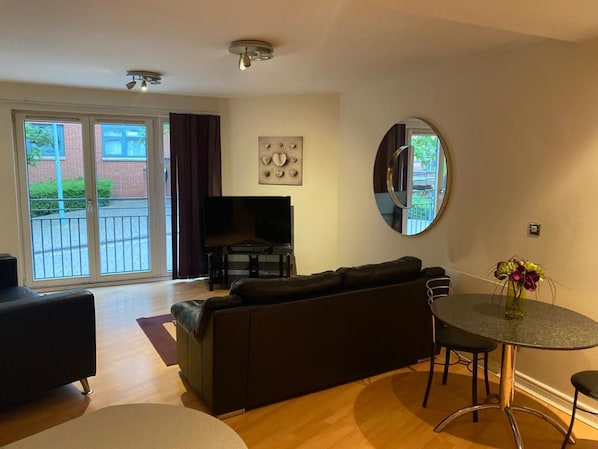 Apartment, 1 Queen Bed | Living area - Immaculate 1-bed Apartment in Birmingham (Birmingham)