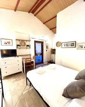 1 habitación y ropa de cama 