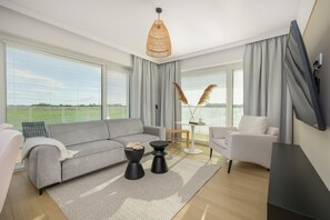 Living area - Family Apartment by Renters Prestige (Kolobrzeg)