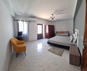 Elite-Dreibettzimmer | Kostenloses WLAN, Bettwäsche