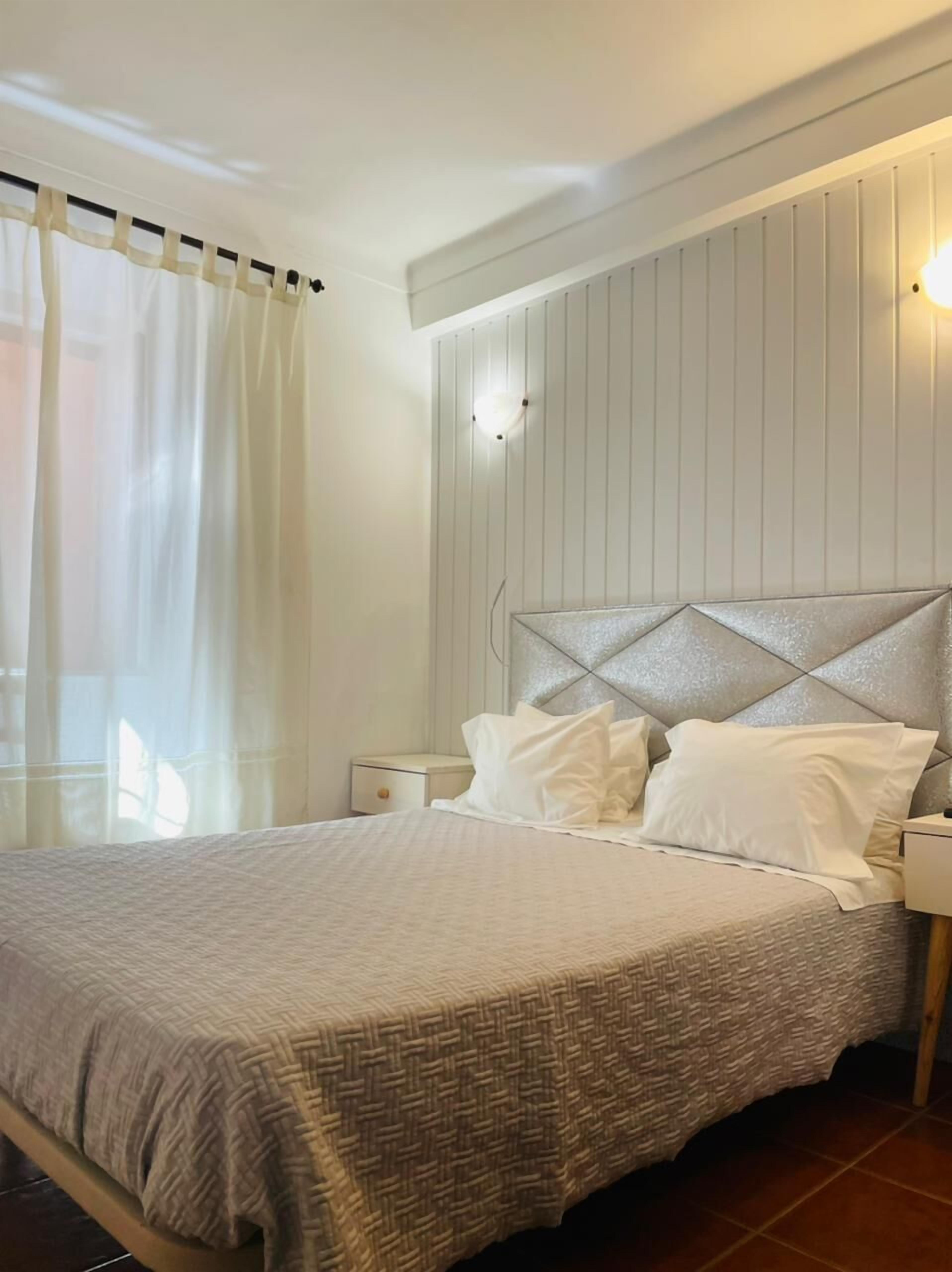 基本雙人房, 1 張標準雙人床 | 免費無線上網、床單