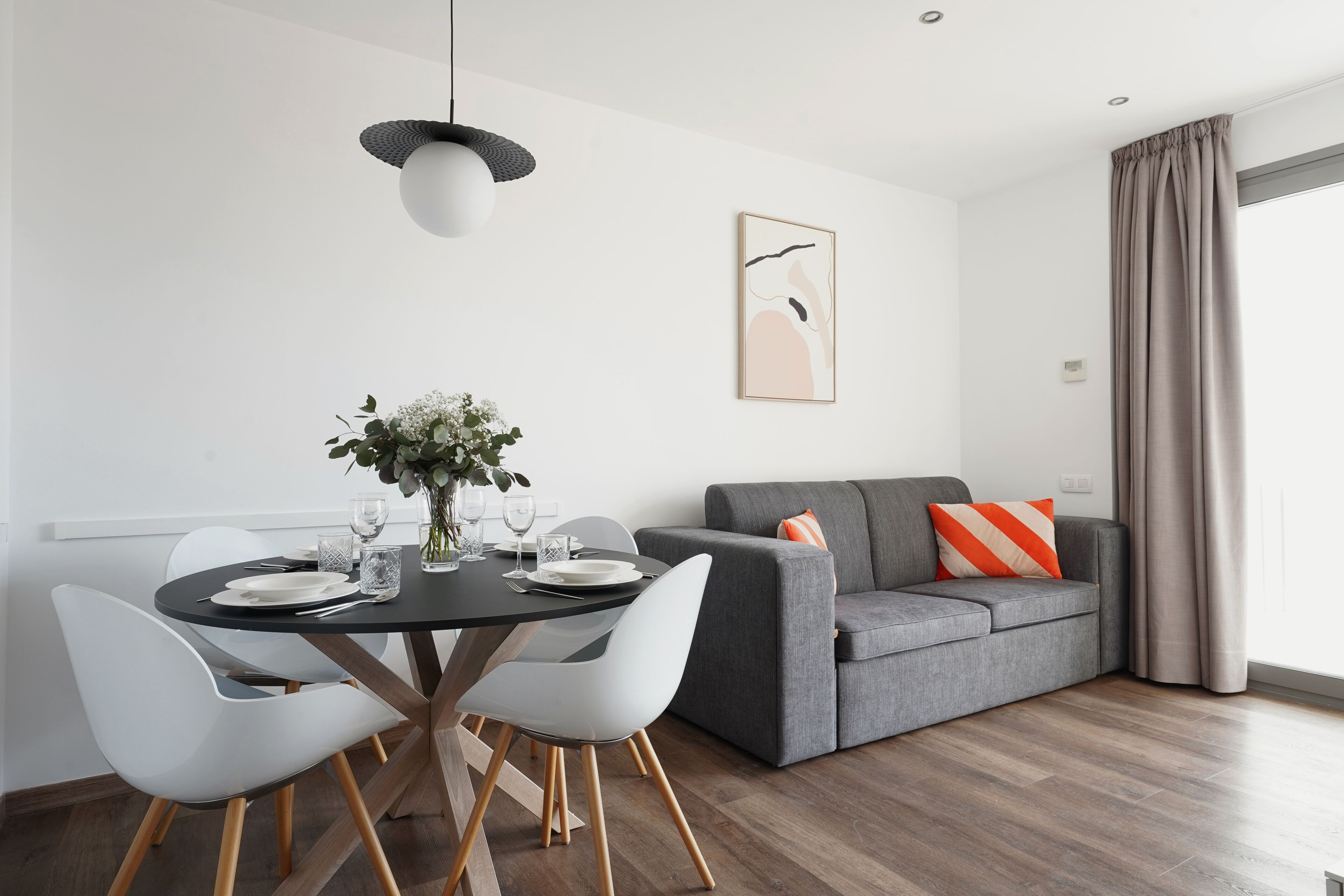 Appartement, 1 slaapkamer, balkon (Sofa) | Een kluis op de kamer, een laptopwerkplek, gratis wifi, beddengoed