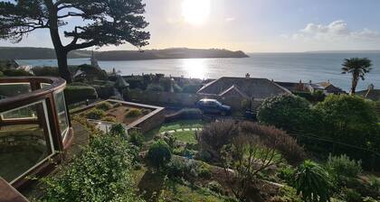 Lower Tresulian - an apartment that sleeps 4 guests in 2 bedrooms