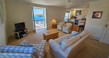 Pennant - an apartment that sleeps 4 guests in 2 bedrooms