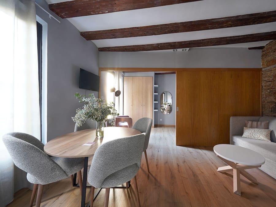 1 Bedroom Apartment with Sofa Bed | Premium bedding, in-room safe, free WiFi, bed sheets