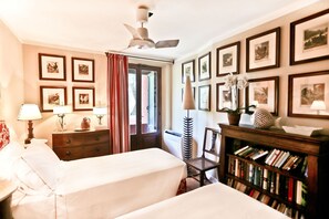 6 bedrooms, iron/ironing board, travel crib, free WiFi - Villa in Castagneto Carducci with 7 bedrooms sleeps 12 (Castagneto Carducci)