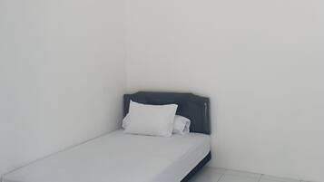 Standaard eenpersoonskamer | Gratis wifi, beddengoed