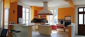 Maison au Cœur D'une Pension Équestre