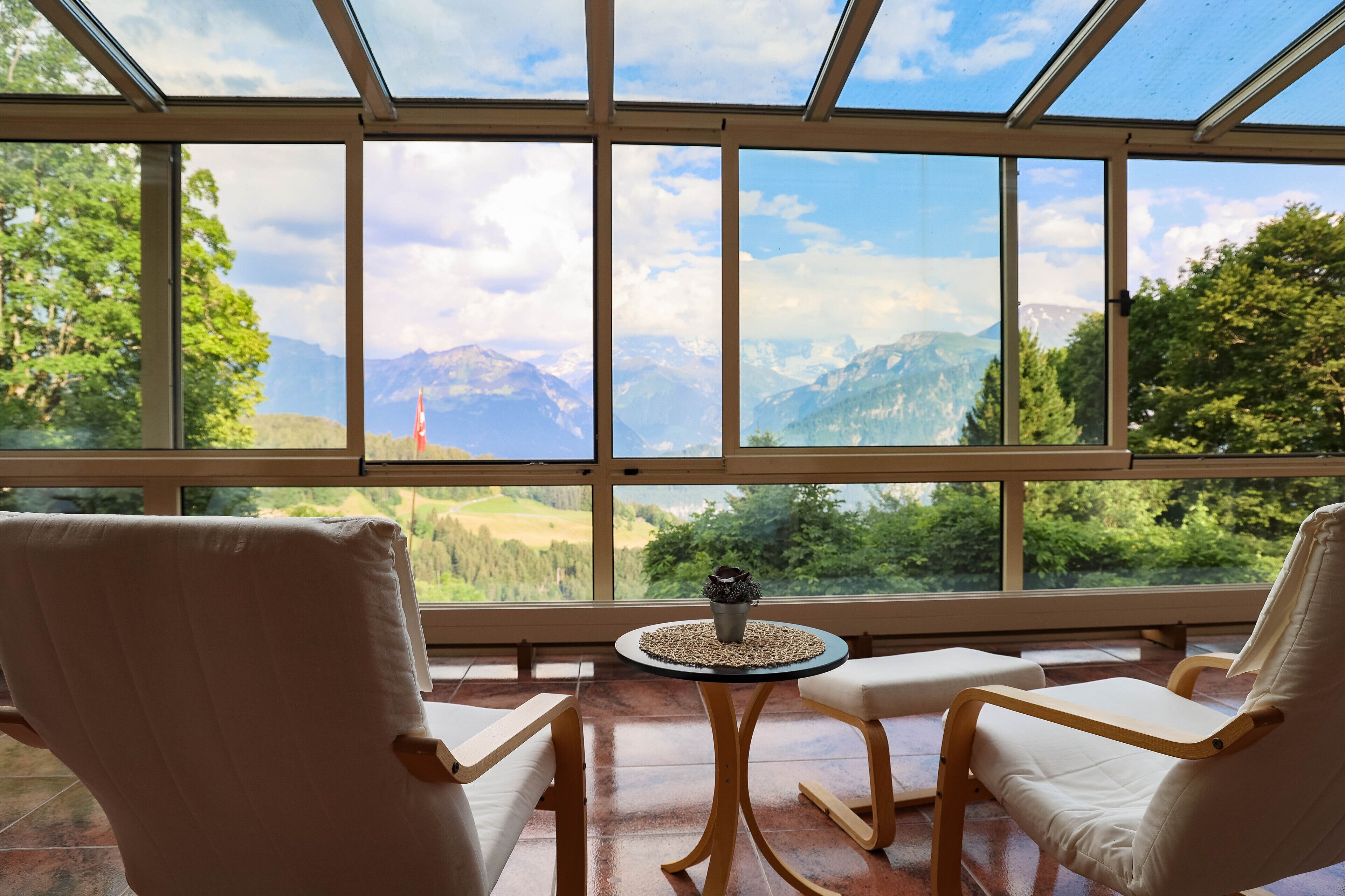 Behandelingskamers voor koppels, een sauna, een stoombad