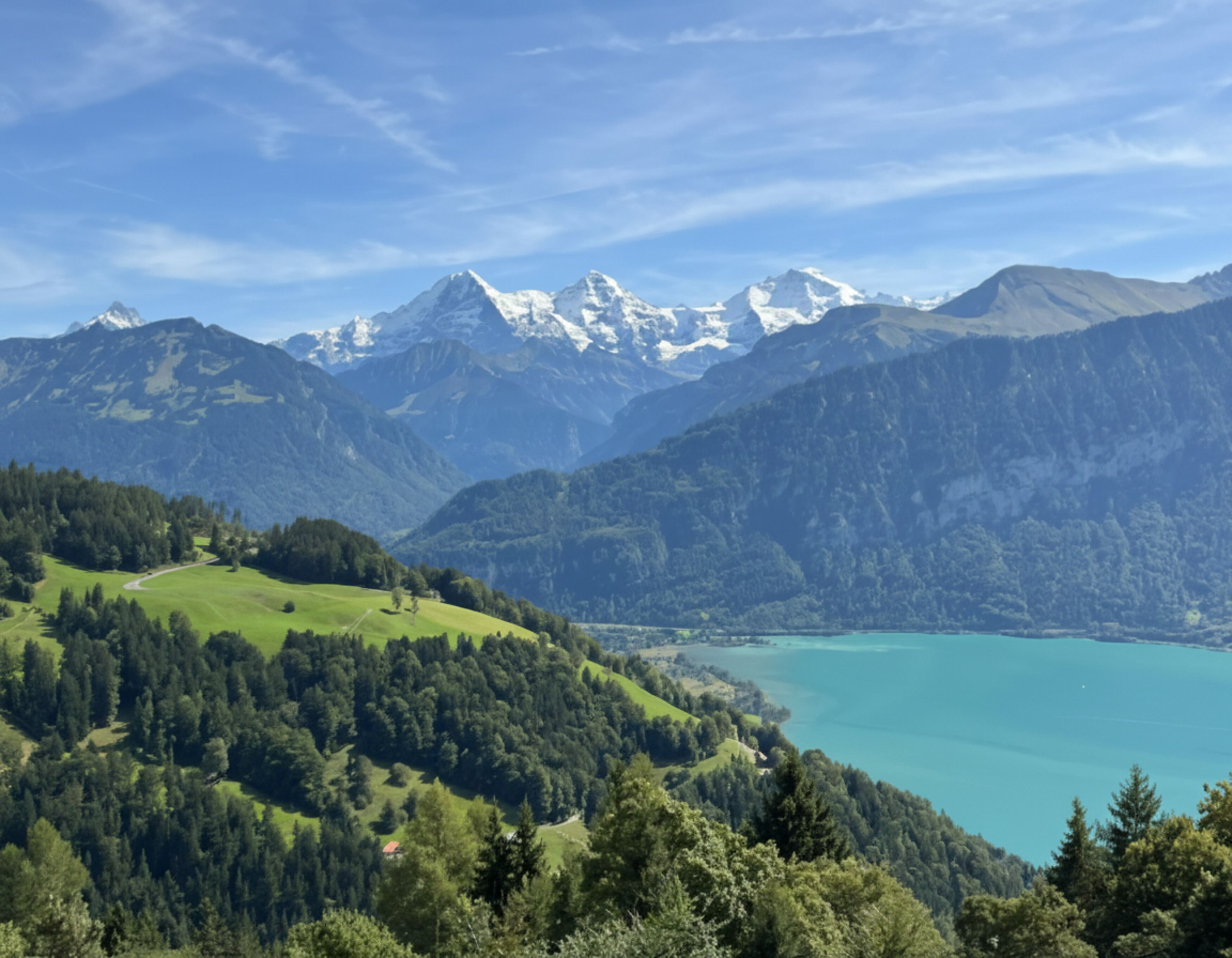 إطلالة على الجبل