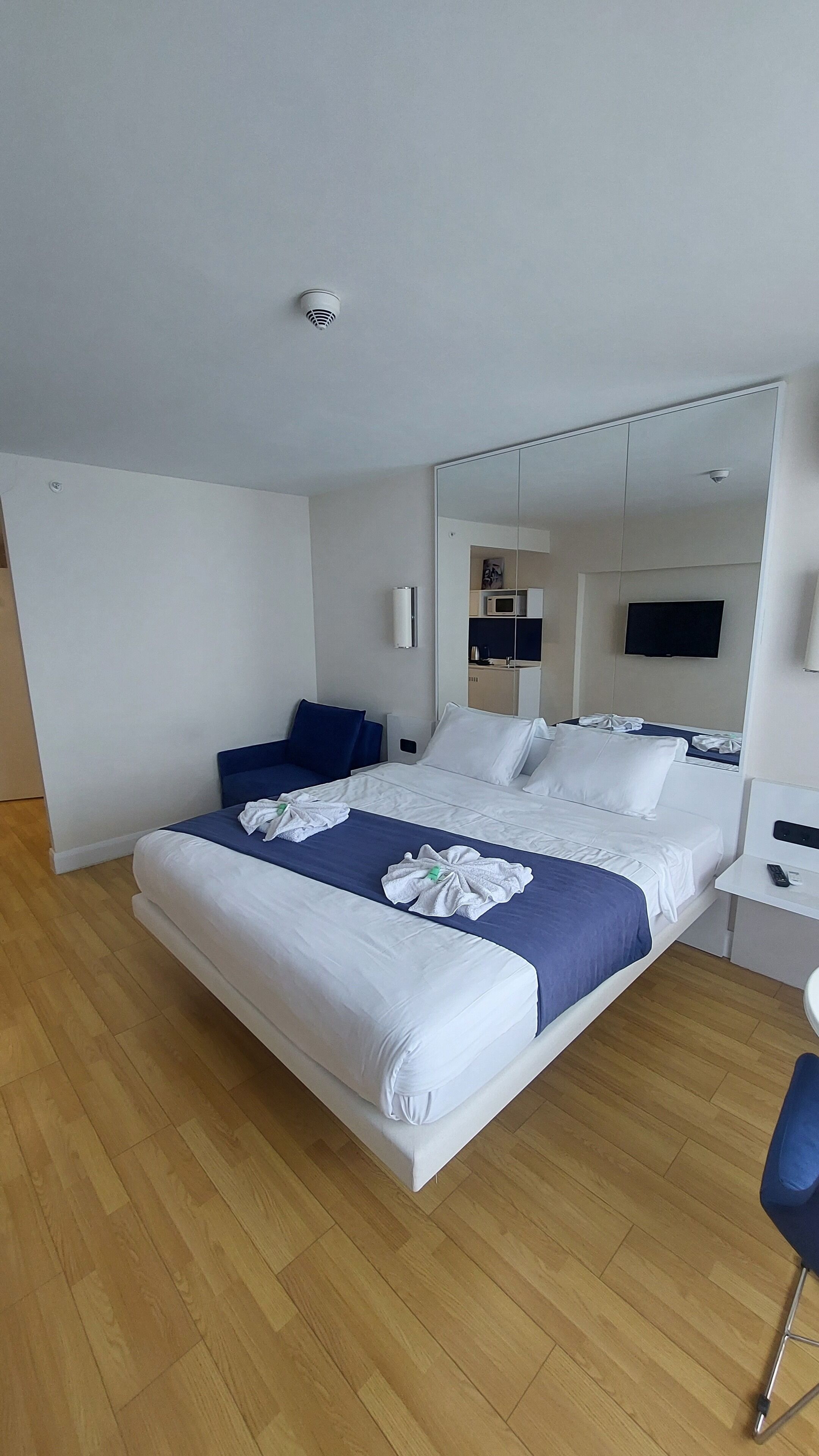 Studio | Free WiFi, bed sheets