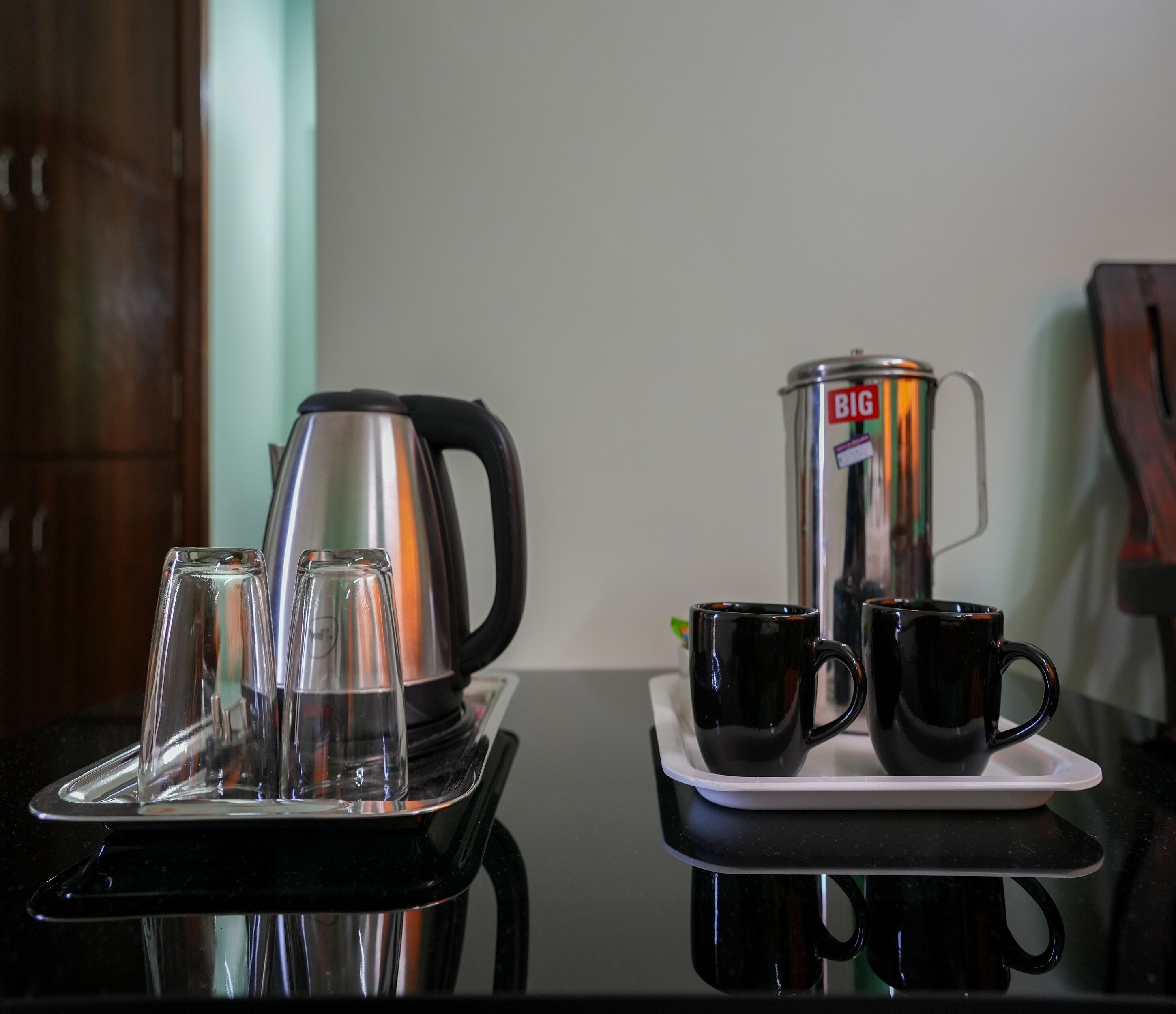 1 غرفة نوم وملاءات من القطن المصري وأغطية فراش متميزة ومكتب