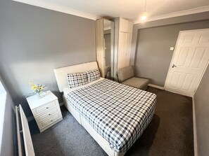 3 soverom, wi-fi og sengetøy