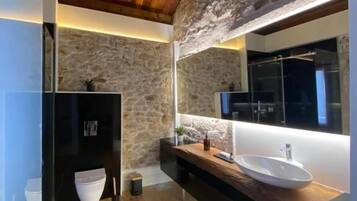 Superior-suite | 1 soveværelse, lydisolering, strygejern/strygebræt, gratis Wi-Fi