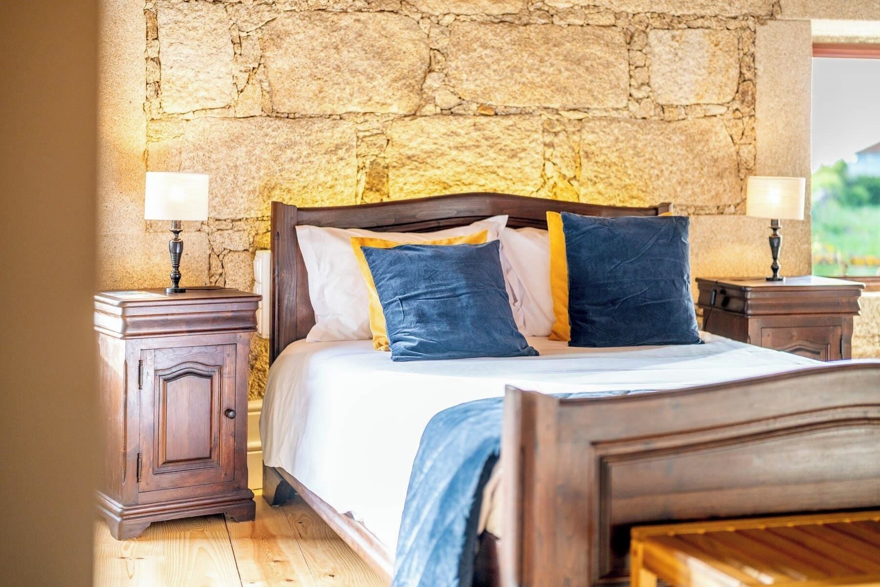 Executive Suite | Laptop workspace, soundproofing, iron/ironing board, free WiFi
