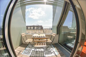 Outdoor dining - JULIUS 27 - duplex apartment 5 mins to city center (Wien)