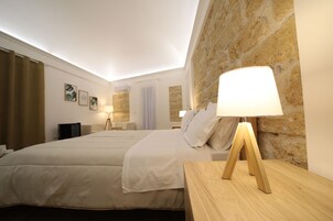 Quarto superior | 1 quarto, individualmente decorados, escrivaninha