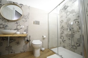 Ducha, cabezal de ducha tipo lluvia, artículos de tocador gratuitos
