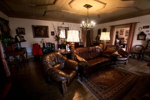 Interior detail - Solar dos Carvalhos (Sernancelhe)