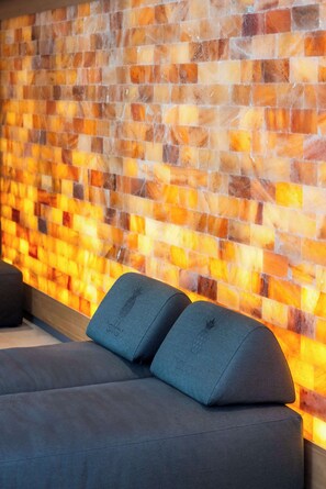 Sauna, hot tub, steam room, body treatments, aromatherapy - Schlosshotel Münchhausen (Aerzen)