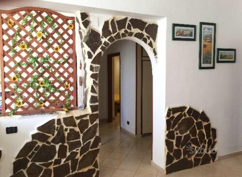 2 Bedroom Apartment in Reggio Calabria
