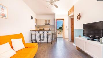 Apartment | Living area
