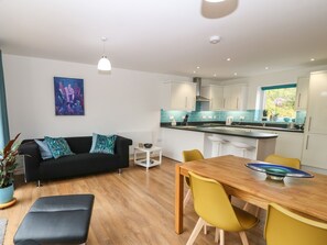 Dining - Hen Gapel (Caernarfon)