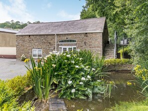 Property grounds - Garden Apartment (Llandysul)