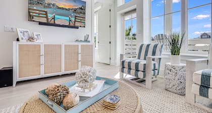 Easy coastal style & resort-like amenities@new Cinnamon Shore North condo!