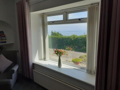 Elmbank House Apartment With Island Views