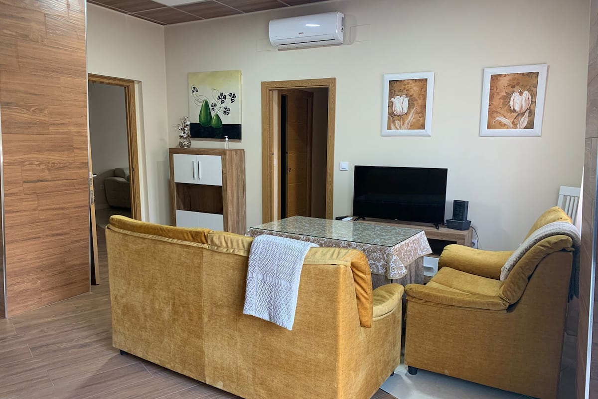Apartamento básico 2 | 2 bedrooms, soundproofing, free WiFi