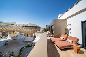 In-room safe, desk, soundproofing, iron/ironing board