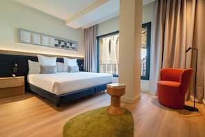 Deluxe Room | In-room safe, desk, soundproofing, iron/ironing board - Ocean Drive Sevilla  (Seville)