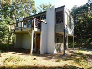 Exterior - Contemporary Cottage in the woods of Wellfleet (CS0023) (Wellfleet)