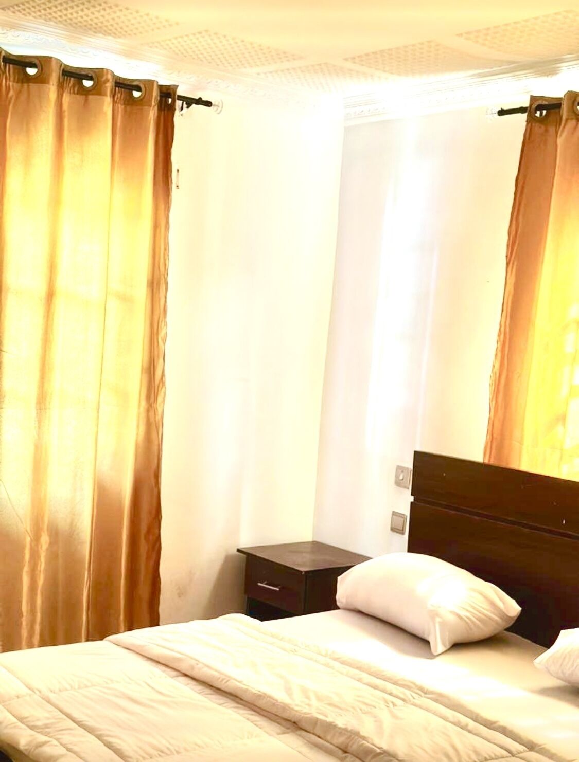 4 bedrooms, iron/ironing board