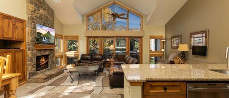 Téléviseur connecté, foyer