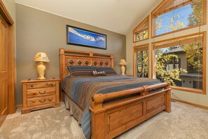 3 bedrooms, iron/ironing board, WiFi, bed sheets - One Breckenridge Place Elk Trail Townhome: Fantastic Breck Location (Breckenridge)
