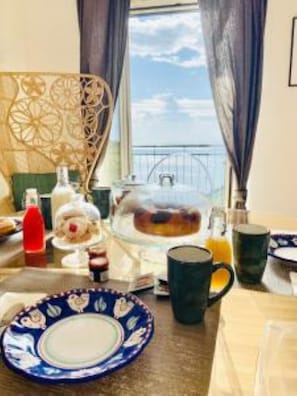 Dining - Village Virginia (Albori)