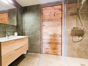 ヘアドライヤー