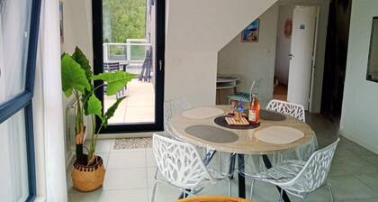 Appartement tout confort, au calme. Plages et commerces à pied. WiFi