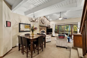 Interior - Winterwood 11 – Cozy 3BR Mountain Townhome with Sauna and Creek Views! (Steamboat Springs)