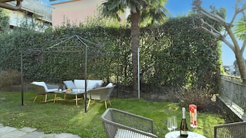 Family Villa, Multiple Bedrooms, Mountainside (Ca' Lidia) | Outdoor dining