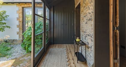 Flint House, Kingsdown