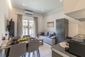 Living area - Neaira city apartment near the beach (Chania)