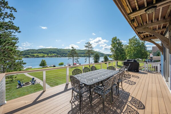 Outdoor dining - Chic Lakefront Retreat w/ Dock, Hot Tub & Fire Pit (McHenry)
