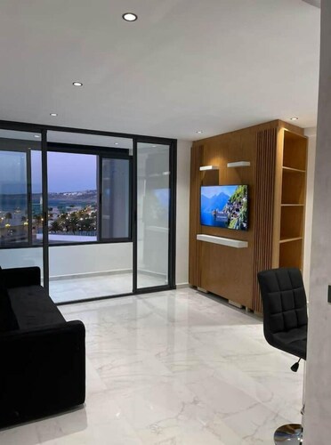 Appartement de Luxe Avec vue sur mer à Malabata