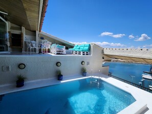 Piscine extérieure (ouverte en saison)