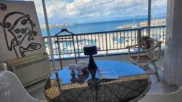 Suíte premium | 1 quarto, frigobar (abastecido com itens grátis), quartos à prova de som