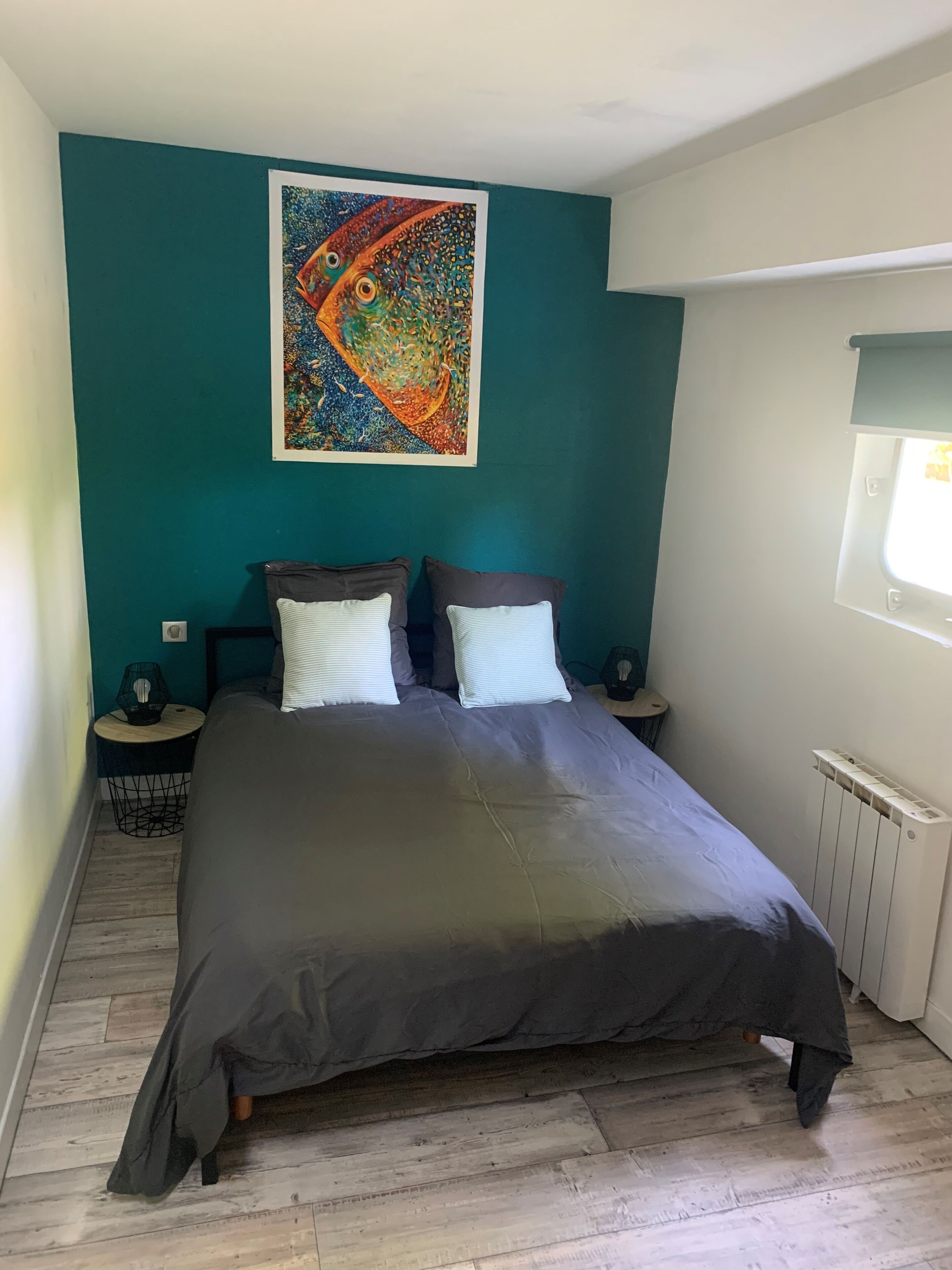 4 bedrooms, iron/ironing board, travel cot, free WiFi